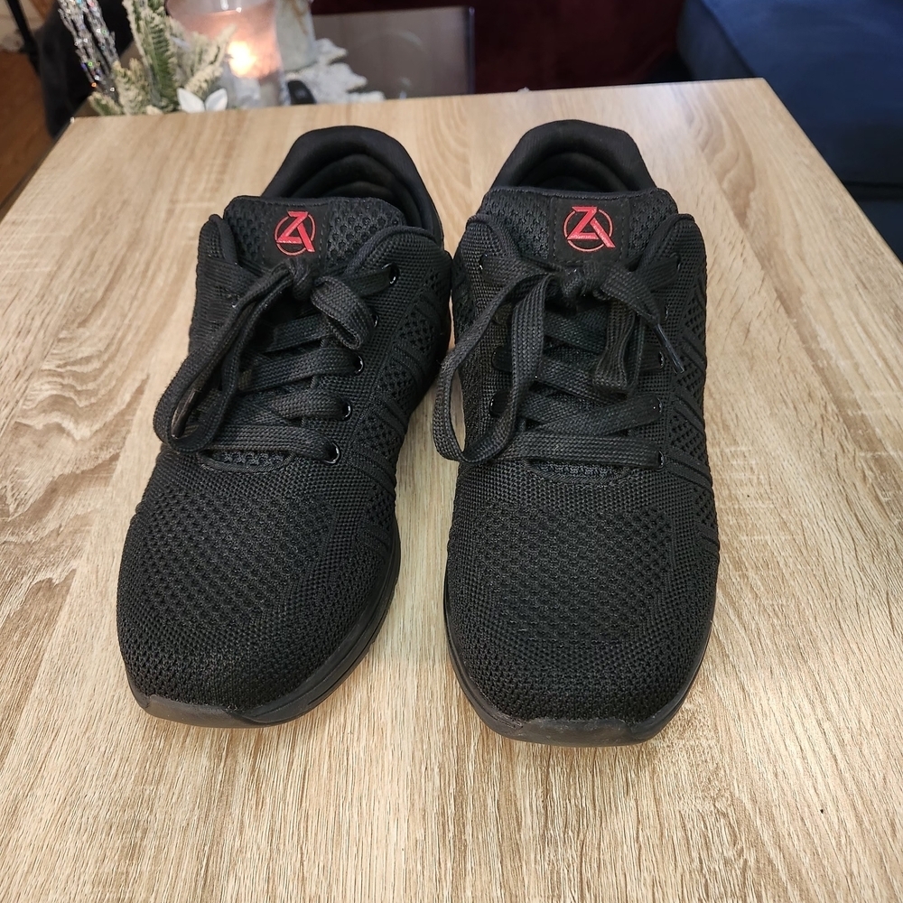 Zeba Black Ember Hands Free Women's Knit Sz 11.5 Hands Free Sneaker - Picture 2 of 5